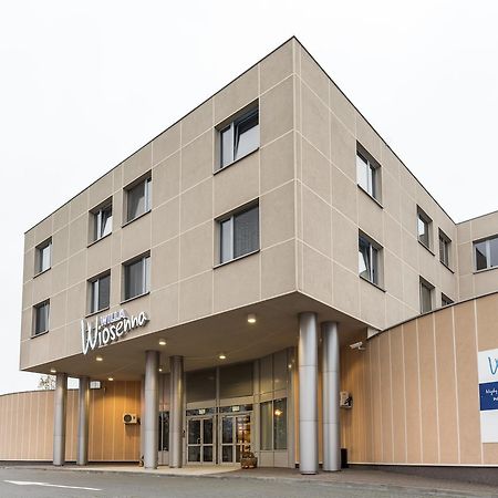 Willa Wiosenna Hotel Ozarow Mazowiecki Eksteriør billede